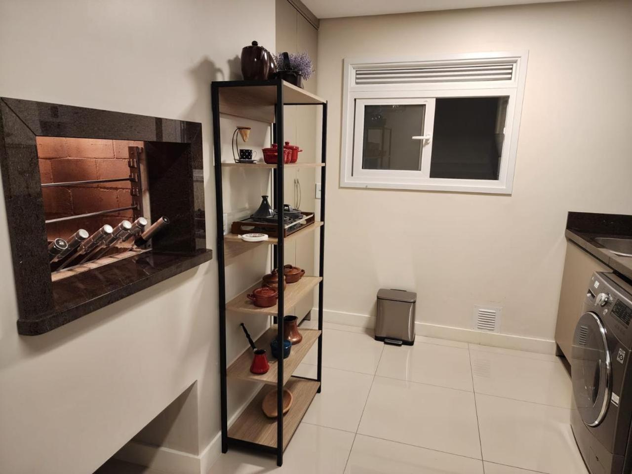 Lar Do Ozzy Com Lareira No Centro De Gramado! Apartment Exterior photo