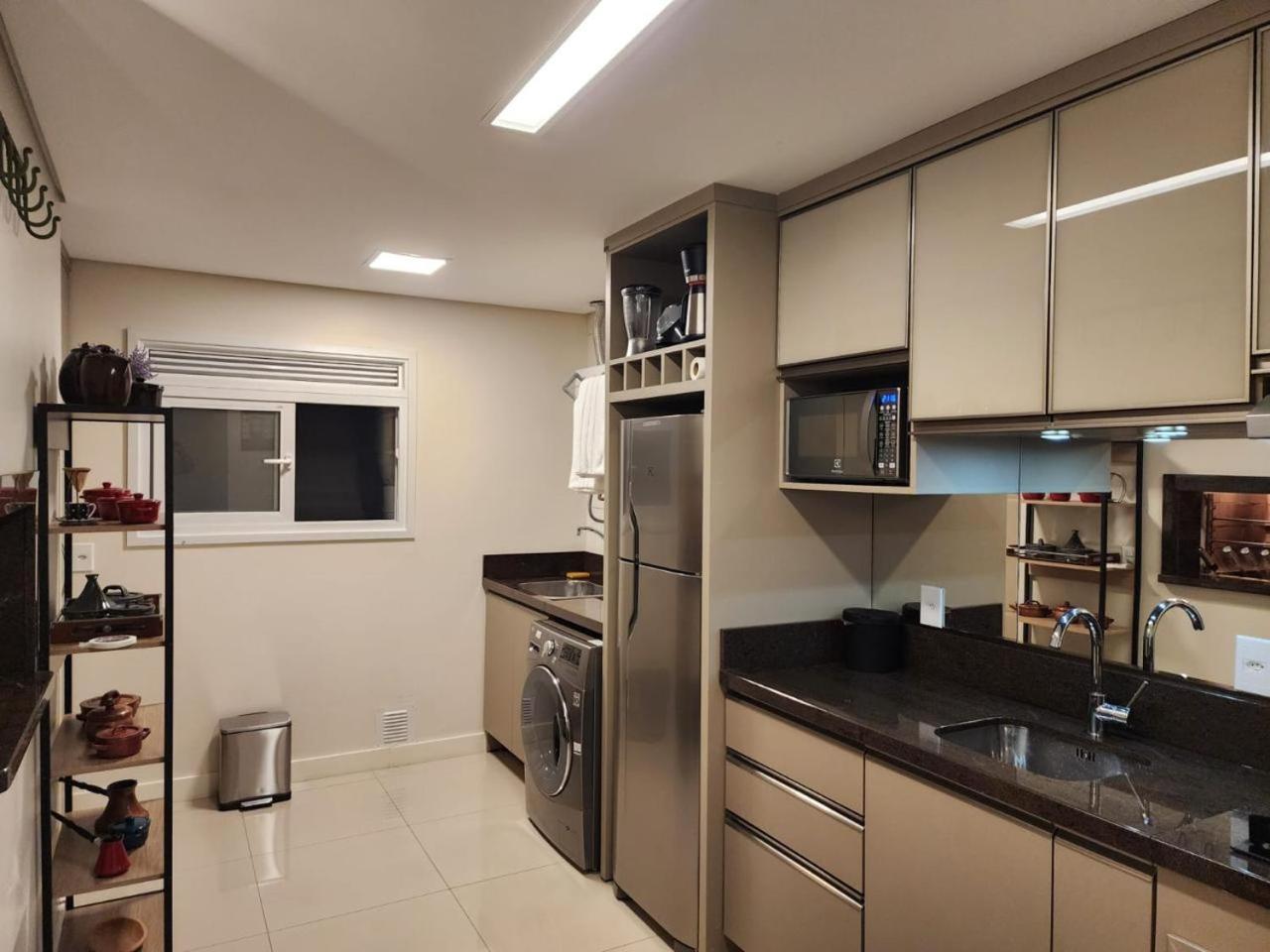 Lar Do Ozzy Com Lareira No Centro De Gramado! Apartment Exterior photo