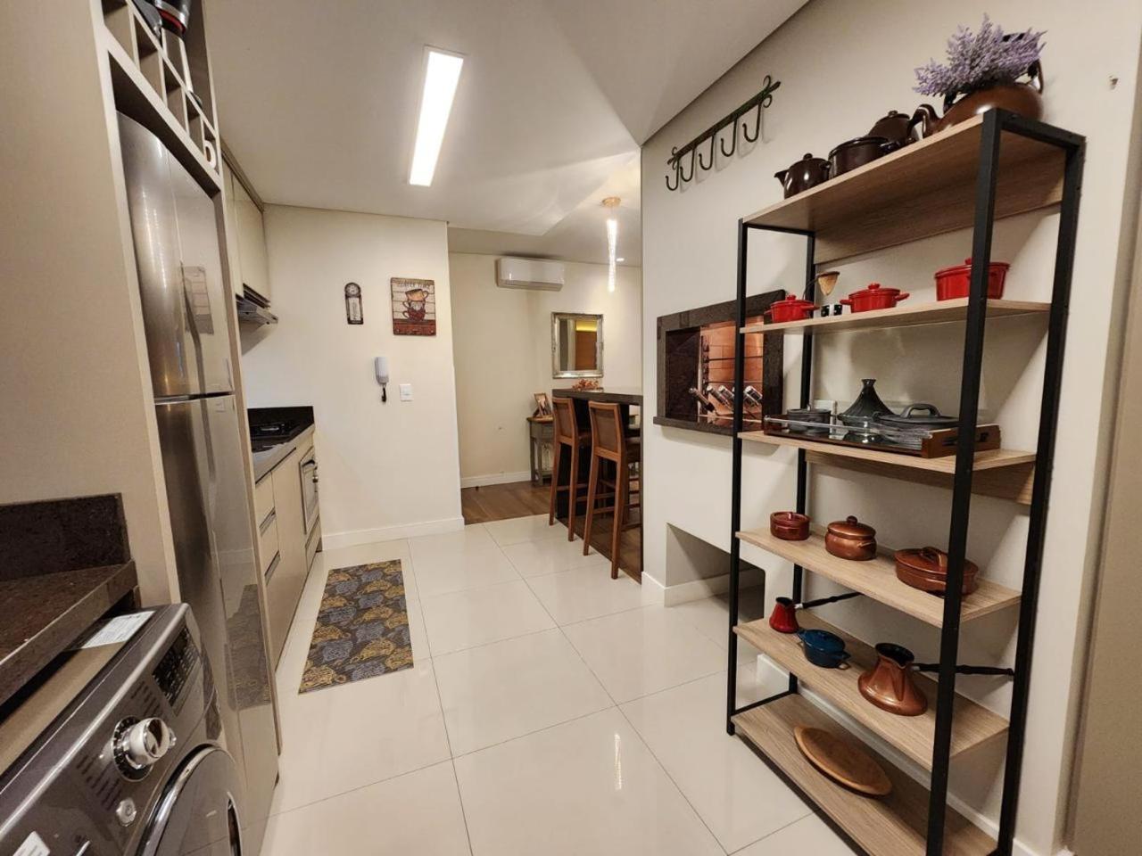Lar Do Ozzy Com Lareira No Centro De Gramado! Apartment Exterior photo